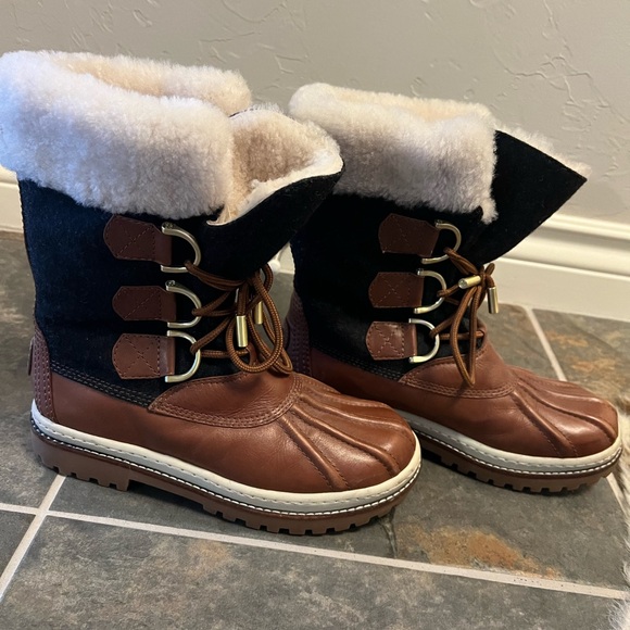 Tory Burch Snow Winter Boots size 8 - Picture 1 of 8